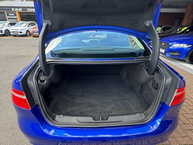 Jaguar XE S Blue #9