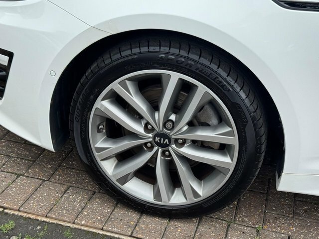 Kia Optima 1.7 Crdi Ecodynamics 3 Saloon Eu Black #38