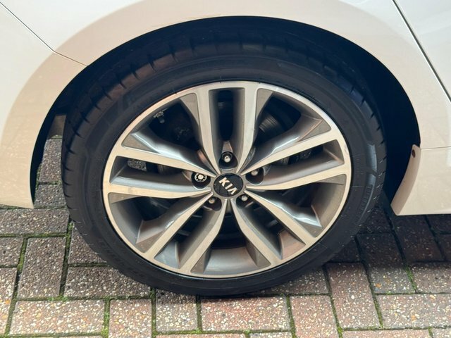 Kia Optima 1.7 Crdi Ecodynamics 3 Saloon Eu Black #36