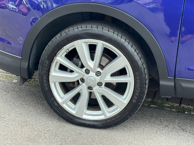 Nissan Qashqai N-connecta Dig-t Black #32
