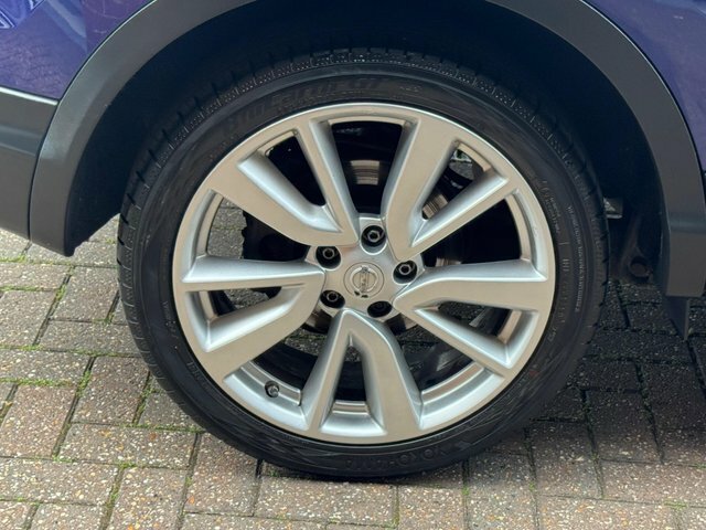Nissan Qashqai N-connecta Dig-t Black #33