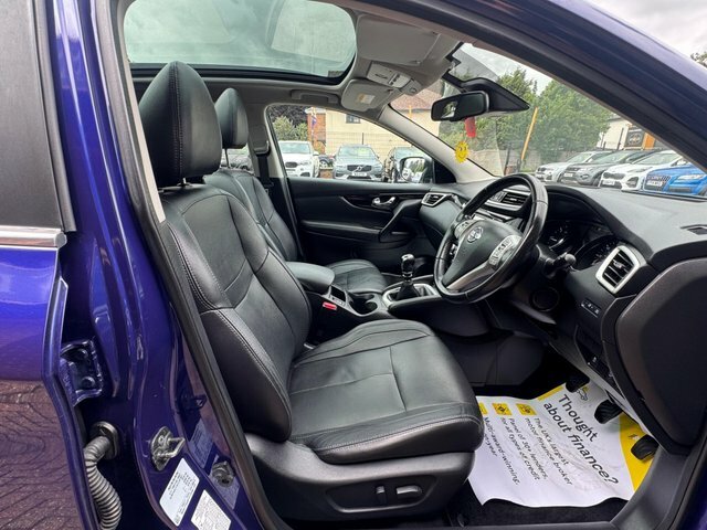 Nissan Qashqai N-connecta Dig-t Black #12