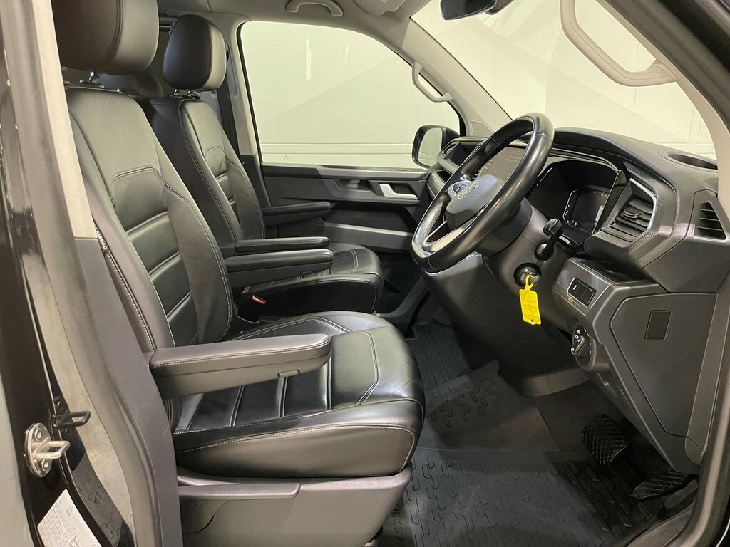 Volkswagen Caravelle Executive Tdi 4Motion Green #28