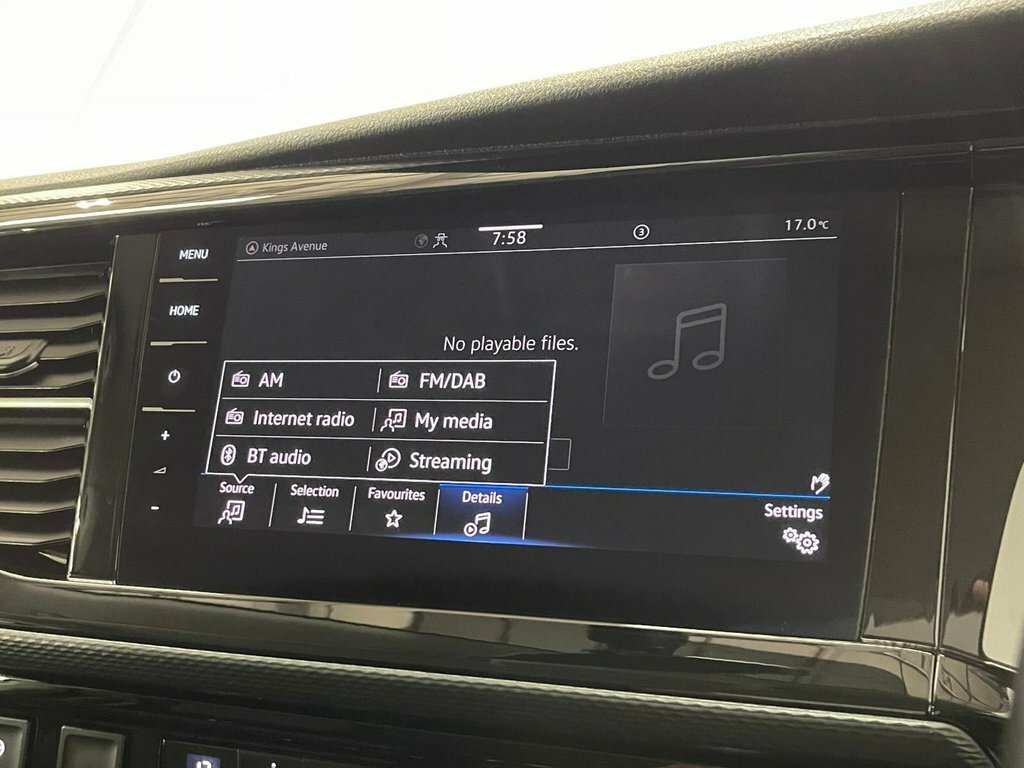 Volkswagen Caravelle Executive Tdi 4Motion Green #76