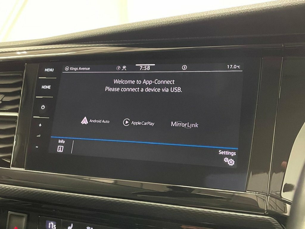 Volkswagen Caravelle Executive Tdi 4Motion Green #77