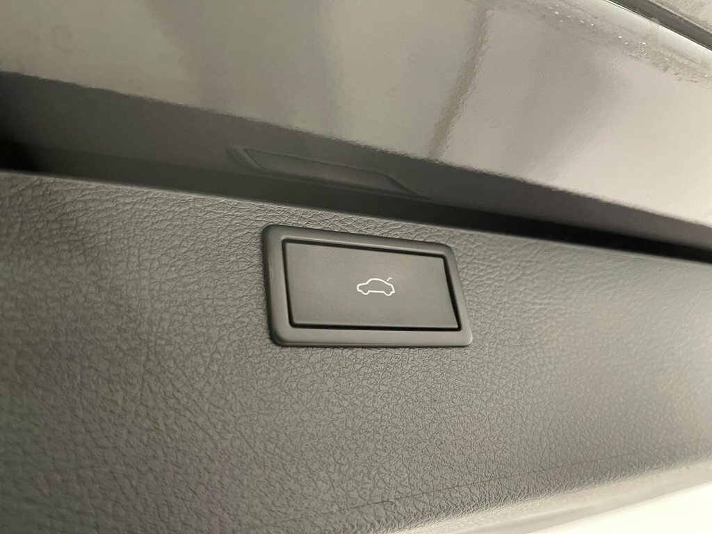 Volkswagen Caravelle Executive Tdi 4Motion Green #57