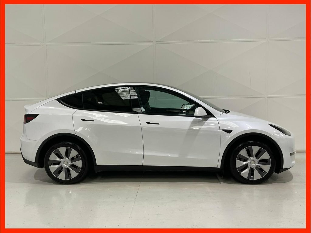 Tesla Model Y Dual Motor Long Range Suv 4Wde GJ23ZXN White #3