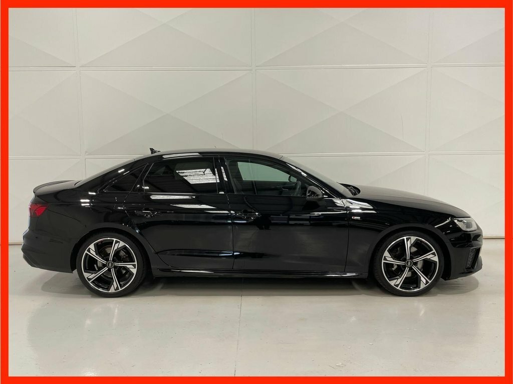 Audi A4 2.0 Tdi 35 Black Edition Saloon S Troni Black