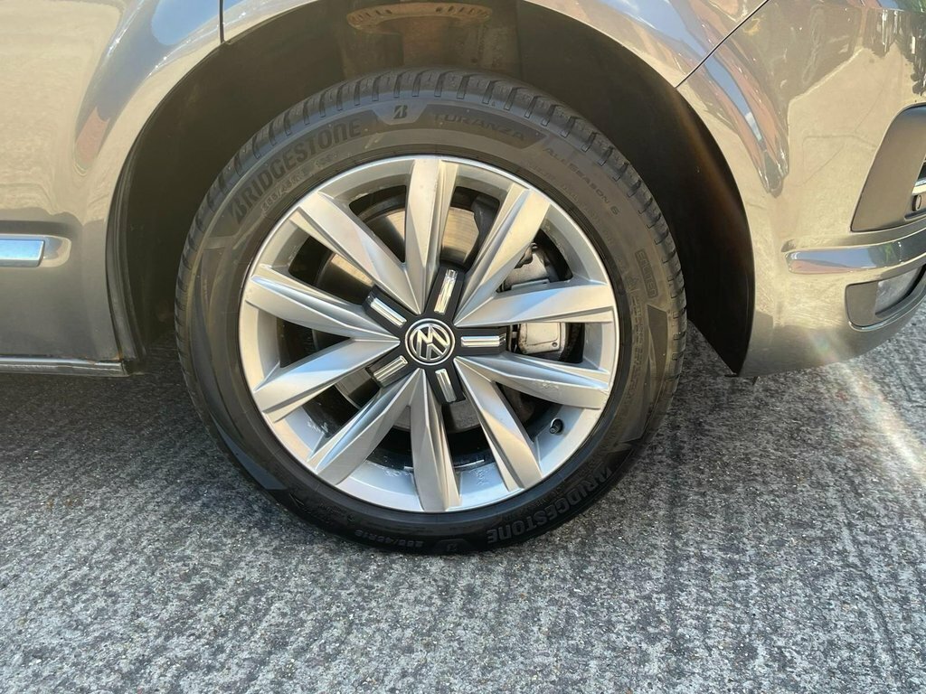 Volkswagen Caravelle 2.0 Tdi Bluemotion Tech Executive Dsg Euro 6 S S Black #26