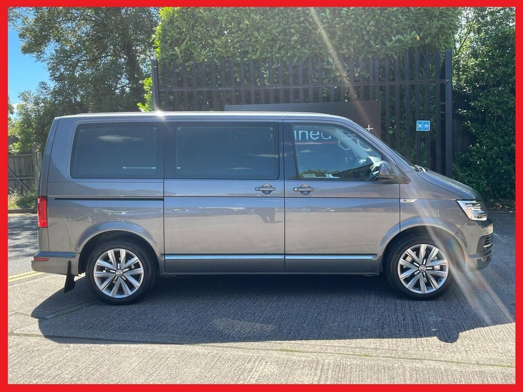 Volkswagen Caravelle 2.0 Tdi Bluemotion Tech Executive Dsg Euro 6 S S Black #3