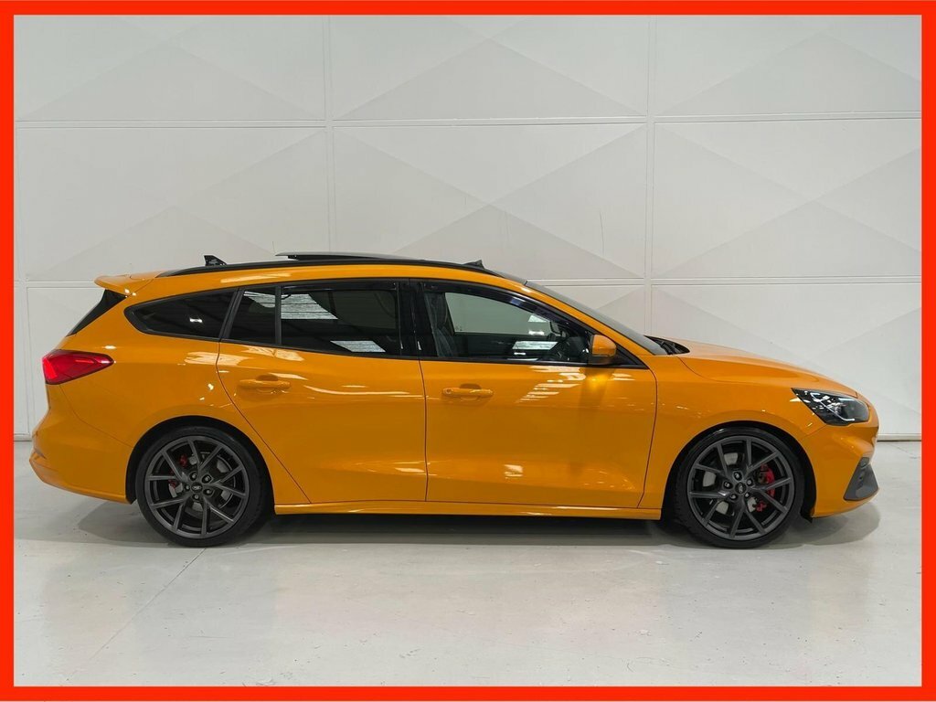 Ford Focus 2.0 Ecoblue St Estate Euro 6 S EK20CVC Orange #2