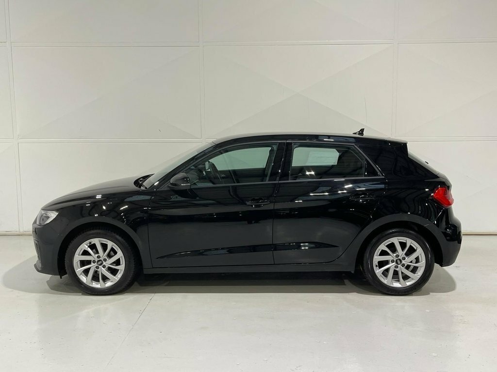 Audi A1 1.0 Tfsi 25 Sport Sportback S Tronic Eu YX72NUU Black #6