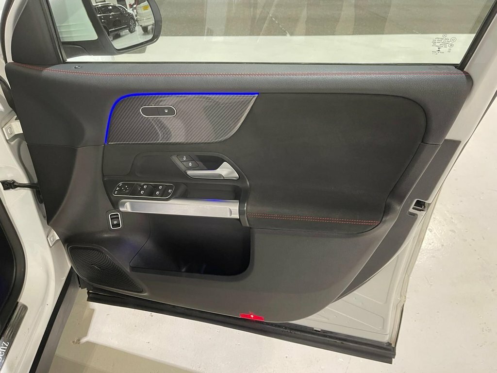 Mercedes-Benz GLB Class Suv Black #25