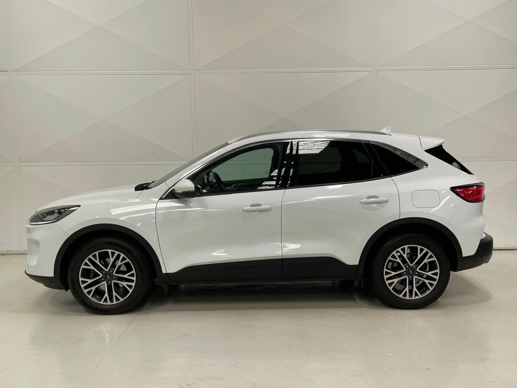 Ford Kuga 1.5T Ecoboost Titanium Edition Suv Manu FG22KVK White #6