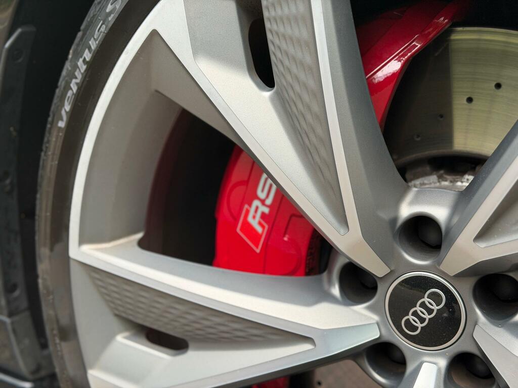 Audi RS7 7 Crbn Blk Tfsi Mhev Quat A Black #51