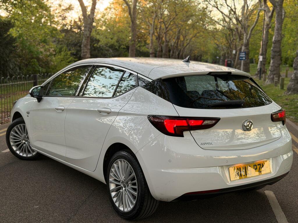 Vauxhall Astra 1.4I Turbo Elite Nav Euro 6 Ss NH19PZN White #2