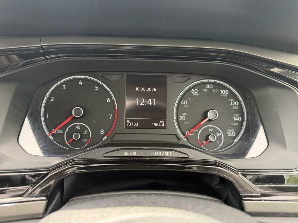 Volkswagen Polo Se White #25