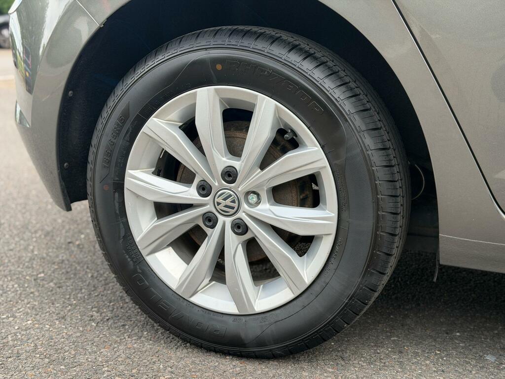 Volkswagen Polo Se White #28