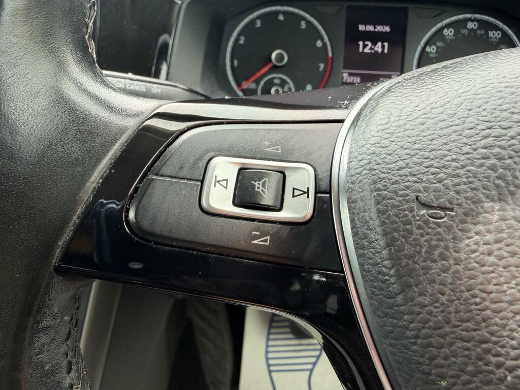 Volkswagen Polo Se White #23