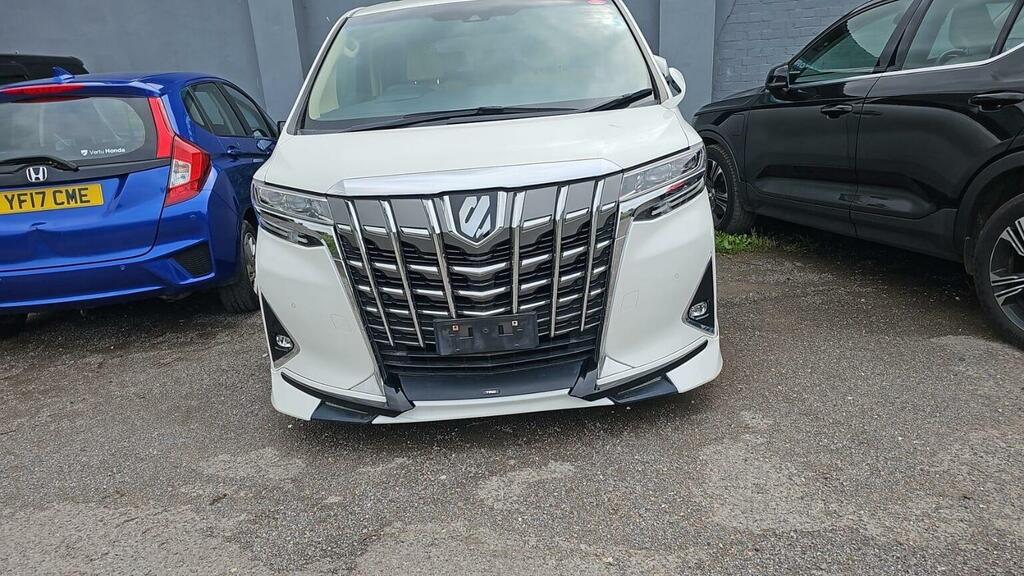 Toyota Alphard Automatic White #4