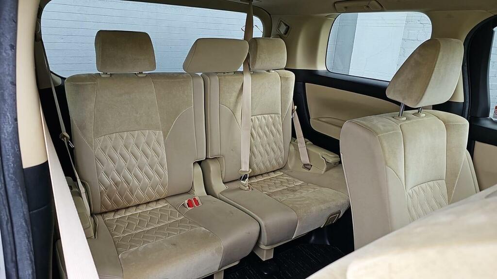 Toyota Alphard Automatic White #3