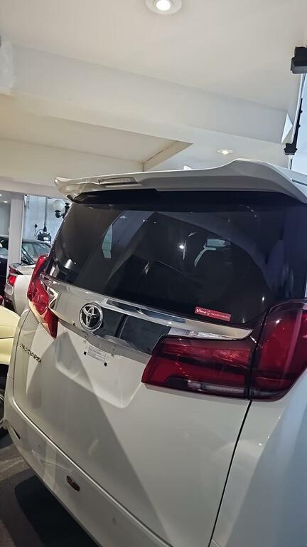Toyota Alphard 2.4 8 Seater Black #7
