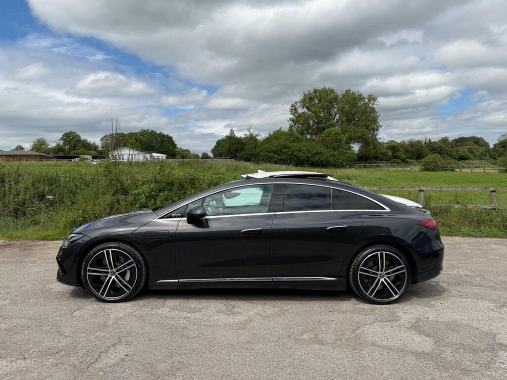 Mercedes-Benz EQE Suv Black #12