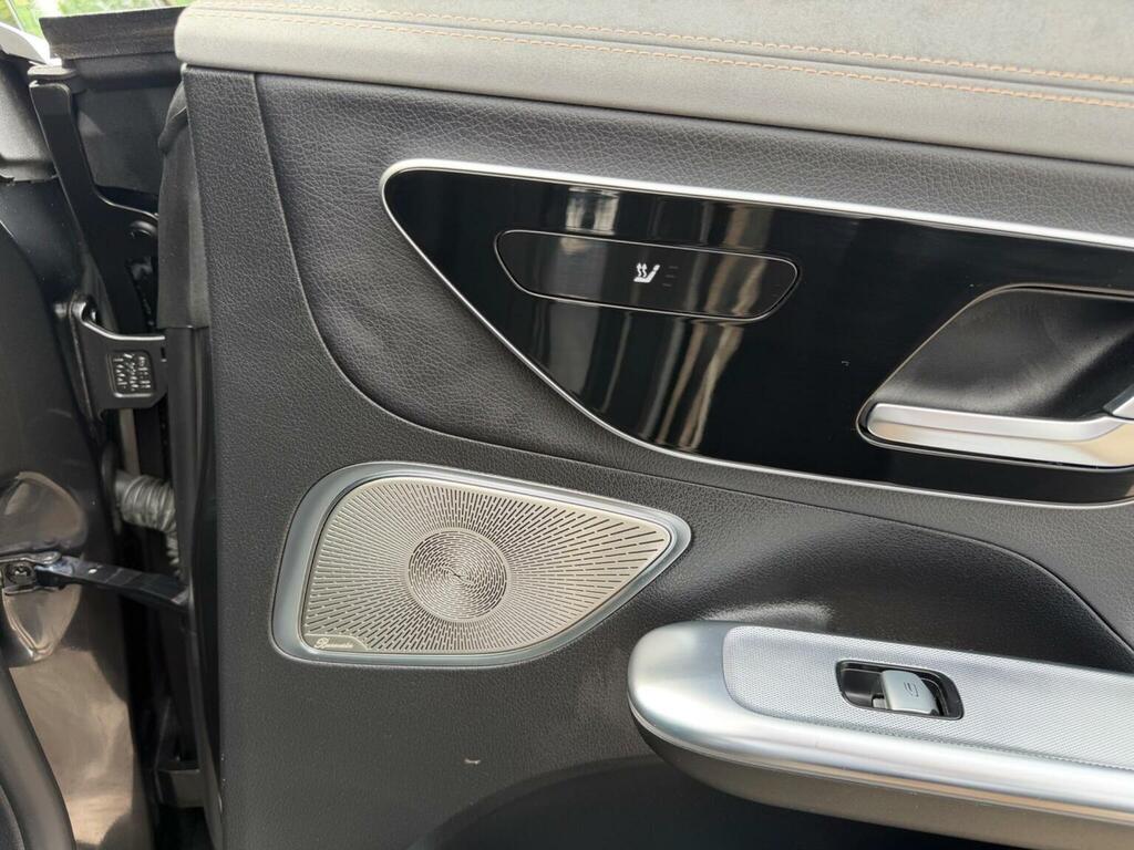 Mercedes-Benz EQE Suv Black #22