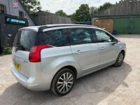 Peugeot 5008 1.6 E-hdi Active Egc Blue #44