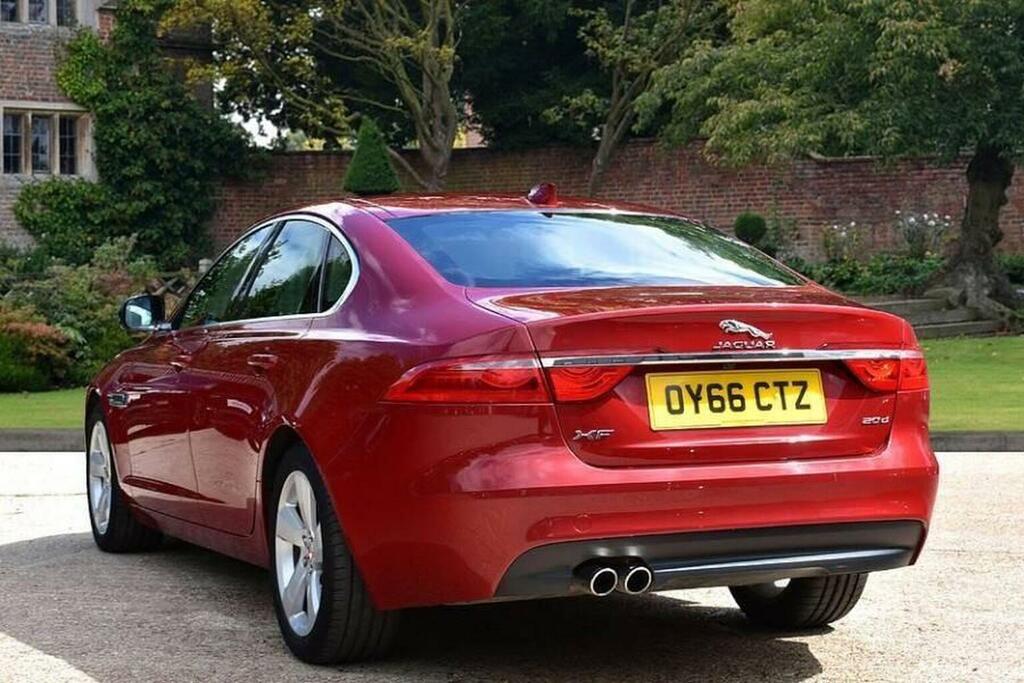 Jaguar XF 2.0D Portfolio Euro 6 Ss Red #2