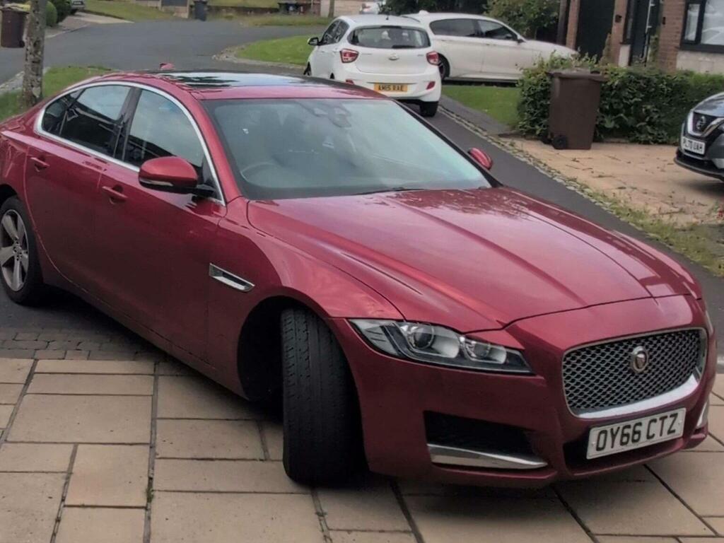 Jaguar XF S White #9