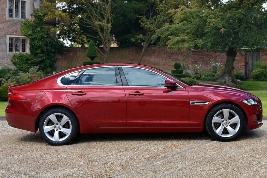 Jaguar XF S White #7