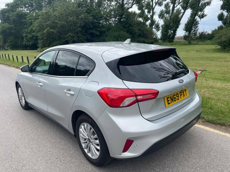 Ford Focus 1.0 Ecoboost 125 Titanium - 2020 69 EN69PXT Silver #4