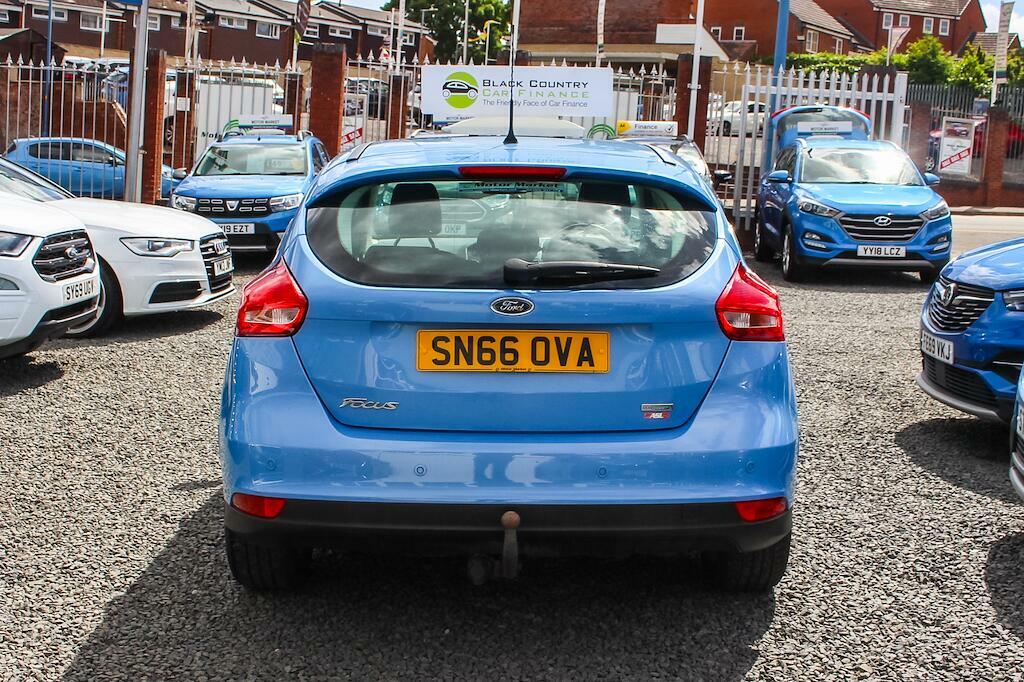 Ford Focus Titanium Blue #6