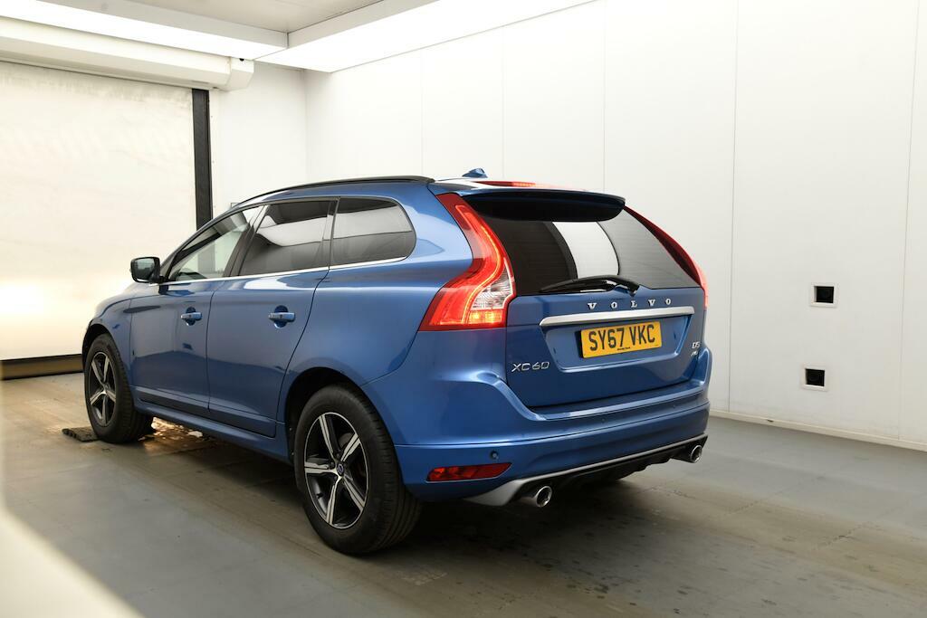 Volvo XC60 D4 190 R Design Grey #3
