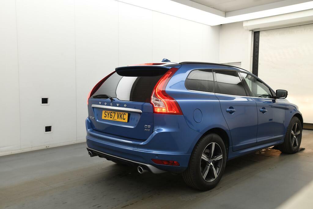 Volvo XC60 D4 190 R Design Grey #4