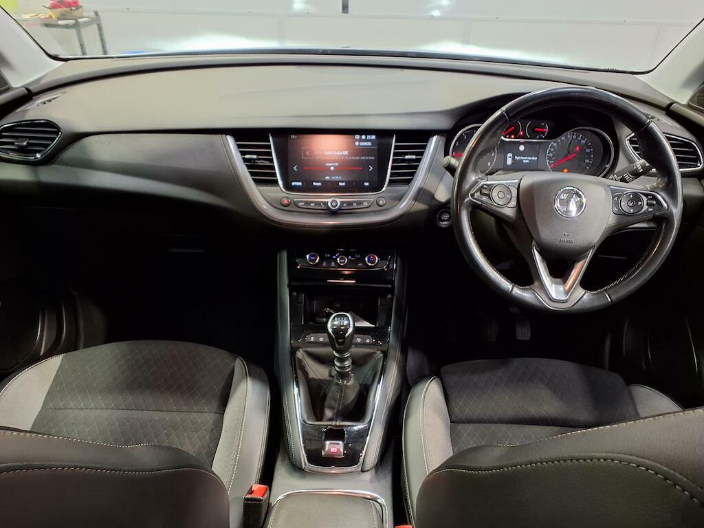 Vauxhall Grandland X Griffin Edition Grey #6