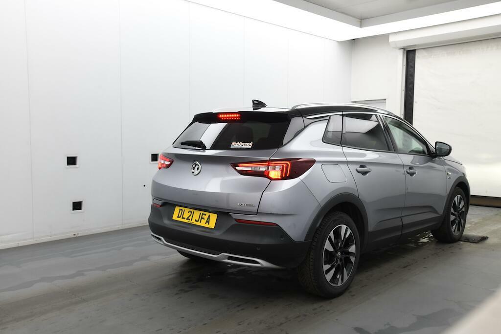 Vauxhall Grandland X Griffin Edition Grey #4
