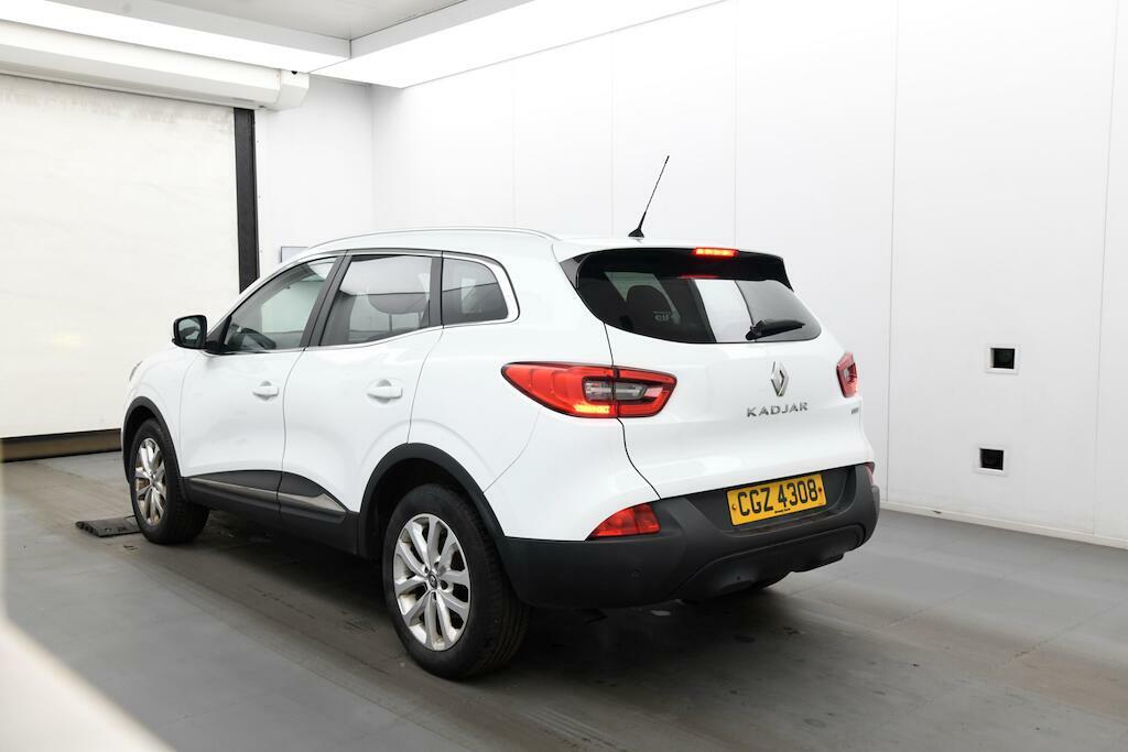 Renault Kadjar Dynamique Nav White #3