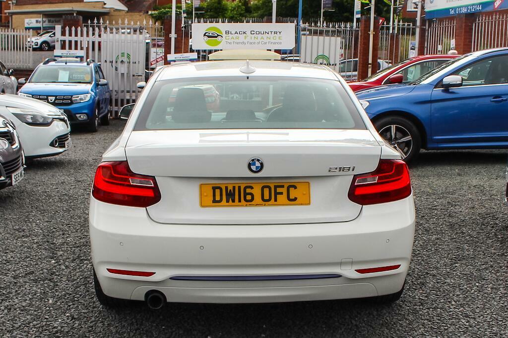 BMW 2 Series Sport White #6