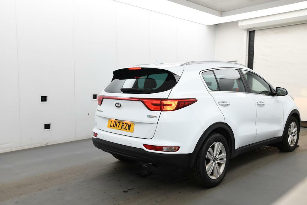 Kia Sportage 2 White #4