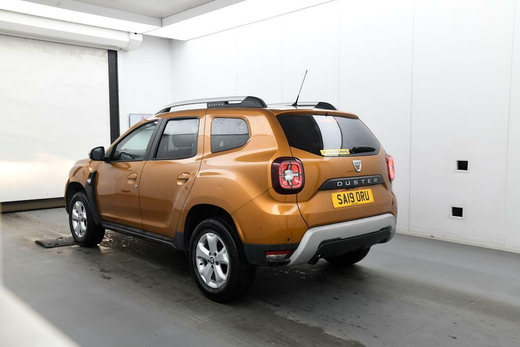 Dacia Duster Comfort Orange #3