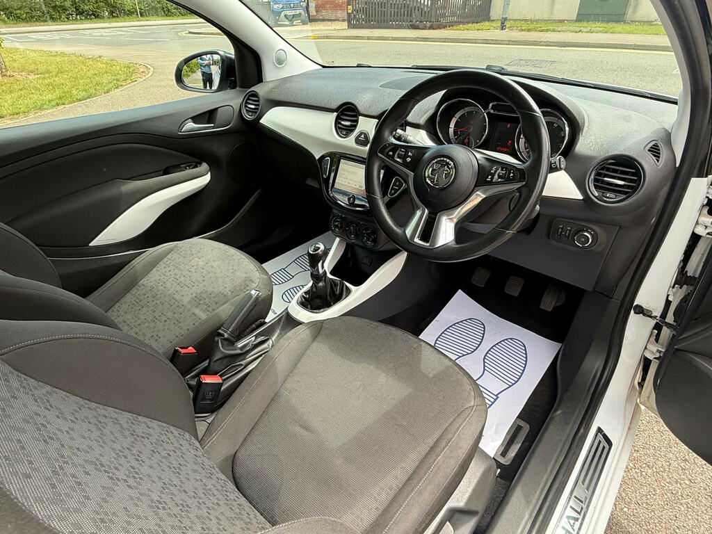 Vauxhall Adam 1.2I Glam White #12
