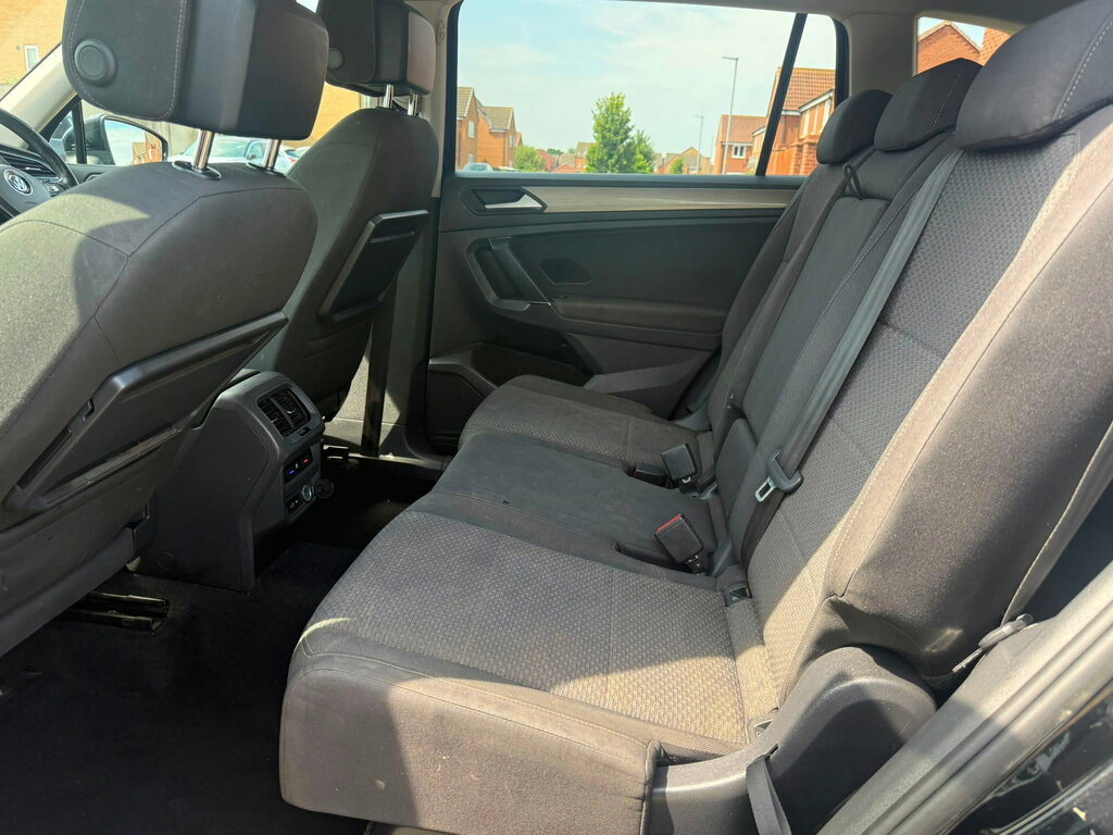 Volkswagen Tiguan Allspace R-line Tech White #13