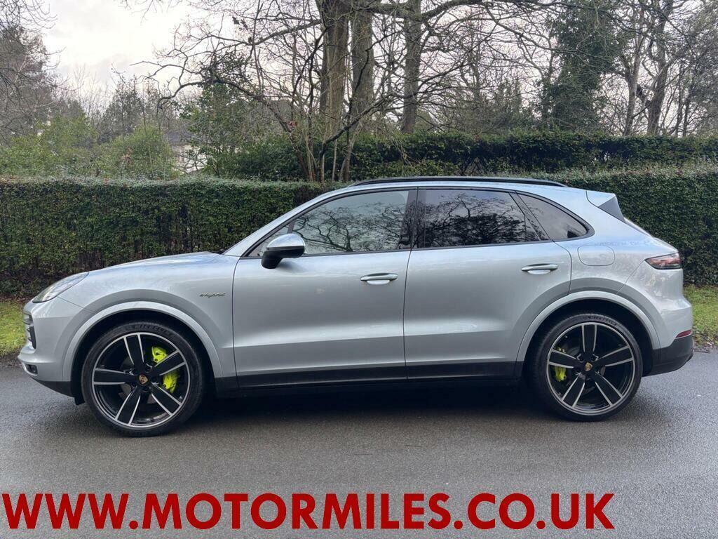 Porsche Cayenne 3.0 V6 E-hybrid 17.9Kwh Tiptronics 4Wd Euro 6 S S Silver