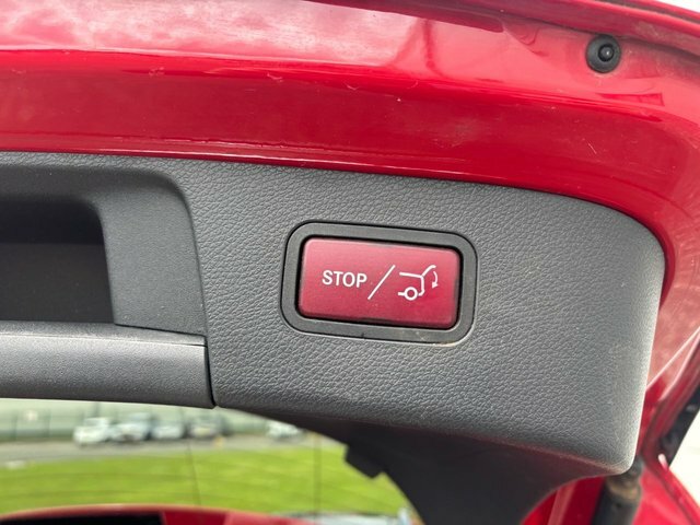 Mercedes-Benz GLA Class 2.1 Gla220d Amg Line Premium Plus Suv SL68JXJ Red #4