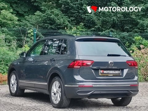 Volkswagen Tiguan 1.5 Tsi Life FV21NZP Grey #5