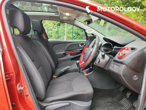 Renault Clio Hatchback Red #11