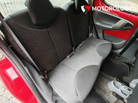 Peugeot 107 Hatchback 1.0 Red #16