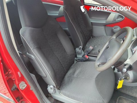 Peugeot 107 Hatchback 1.0 Red #12